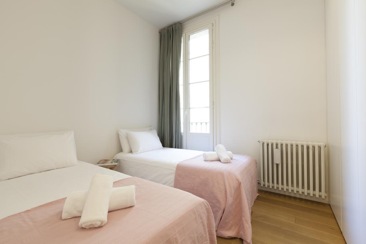 Click&Flat Luxury Sant Joan Apartman Barcelona Kültér fotó